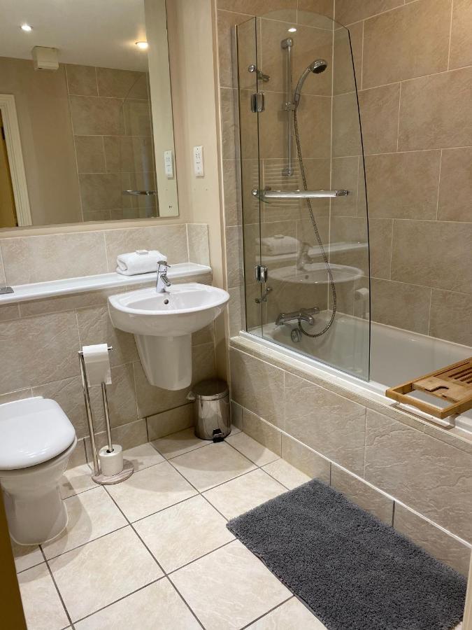 Stunning Marina Apartment Gosport Portsmouth Eksteriør billede