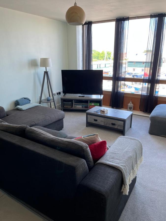 Stunning Marina Apartment Gosport Portsmouth Eksteriør billede